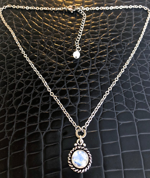 Rainbow Moonstone Healing Crystal Reiki Adjustable Gemstone Necklace - Spiritual Diva Jewelry